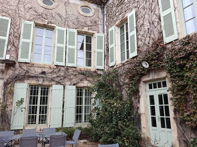 Étude de cas : Modernisation haute performance d’un gîte à Pomérols (34)