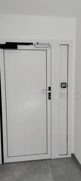 Contrôle d’Accès à La Tour-de-Salvagny : Gestion sécurisée Aritech et synergie Alarme