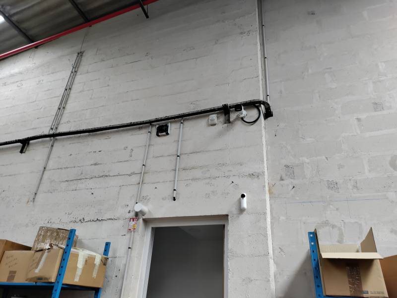 Alarme Anti-Intrusion à Corbas : Protection certifiée Aritech pour sites logistiques