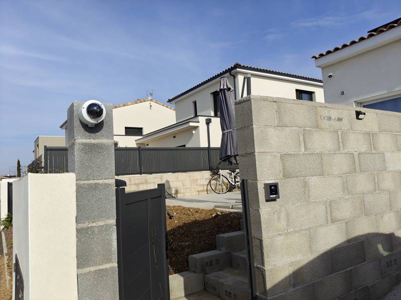 Vidéosurveillance Villa à Pomérols : Installation de 4 caméras haute définition
