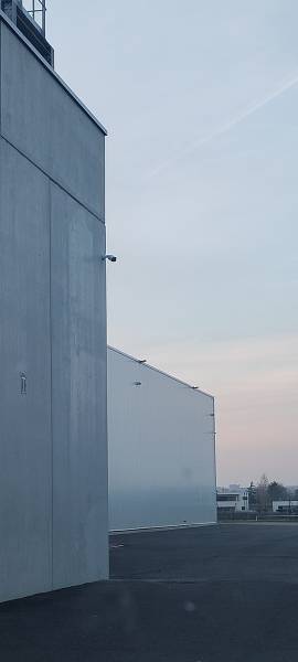 Sécurité Logistique à Bron : Installation de vidéosurveillance Hikvision haute performance