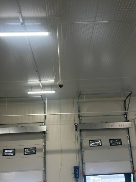 Sécurité logistique à Vienne (38) : 18 caméras Hikvision en entrepôt réfrigéré